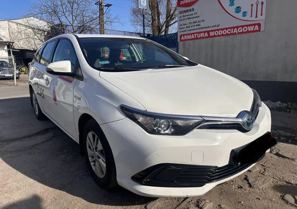 toyota auris małopolskie Toyota Auris cena 38000 przebieg: 368507, rok produkcji 2017 z Warszawa